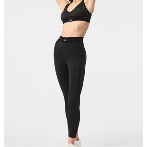 Alo Airlift High waist 7/8 Line up legging